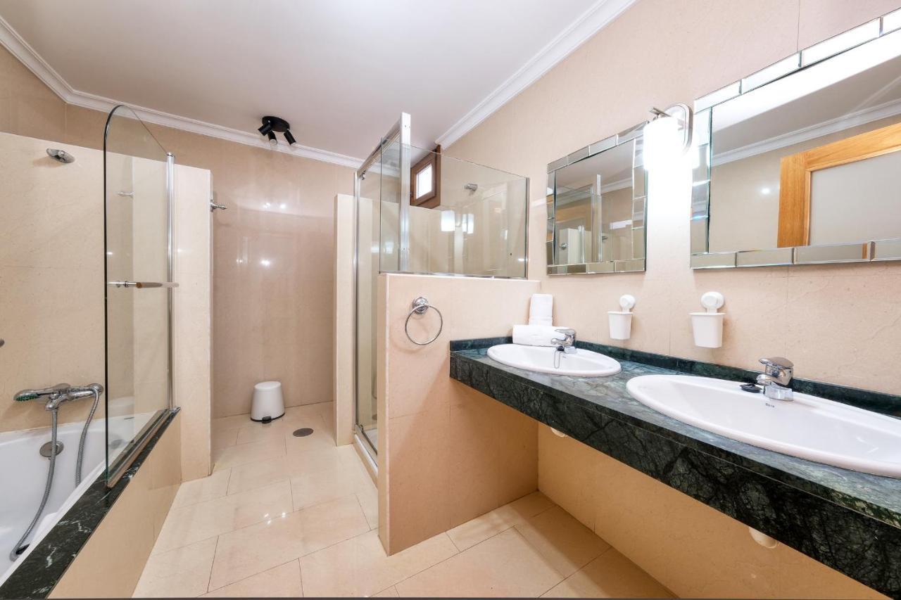 Villa Flavia-Private Pool, Jacuzzi, Sea Views 플라야블랑카 외부 사진