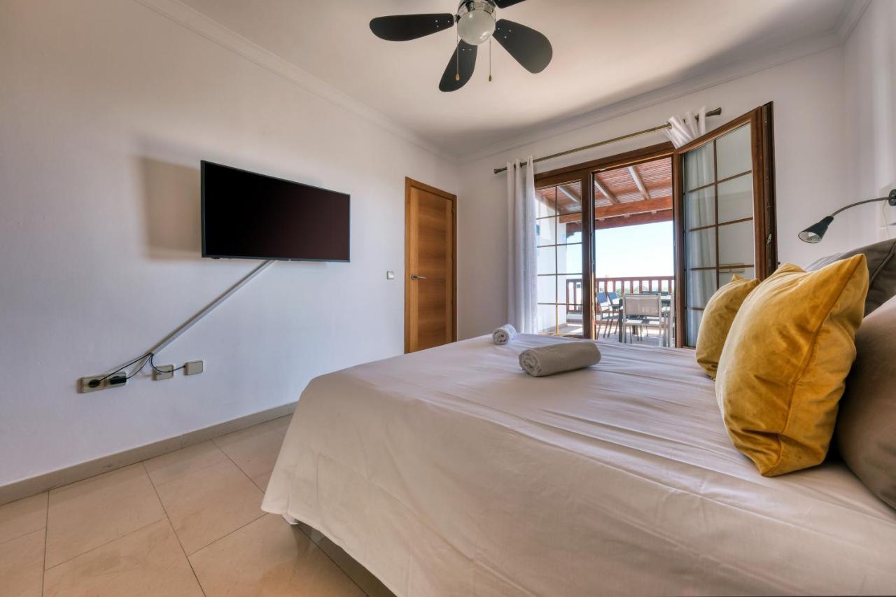 Villa Flavia-Private Pool, Jacuzzi, Sea Views 플라야블랑카 외부 사진