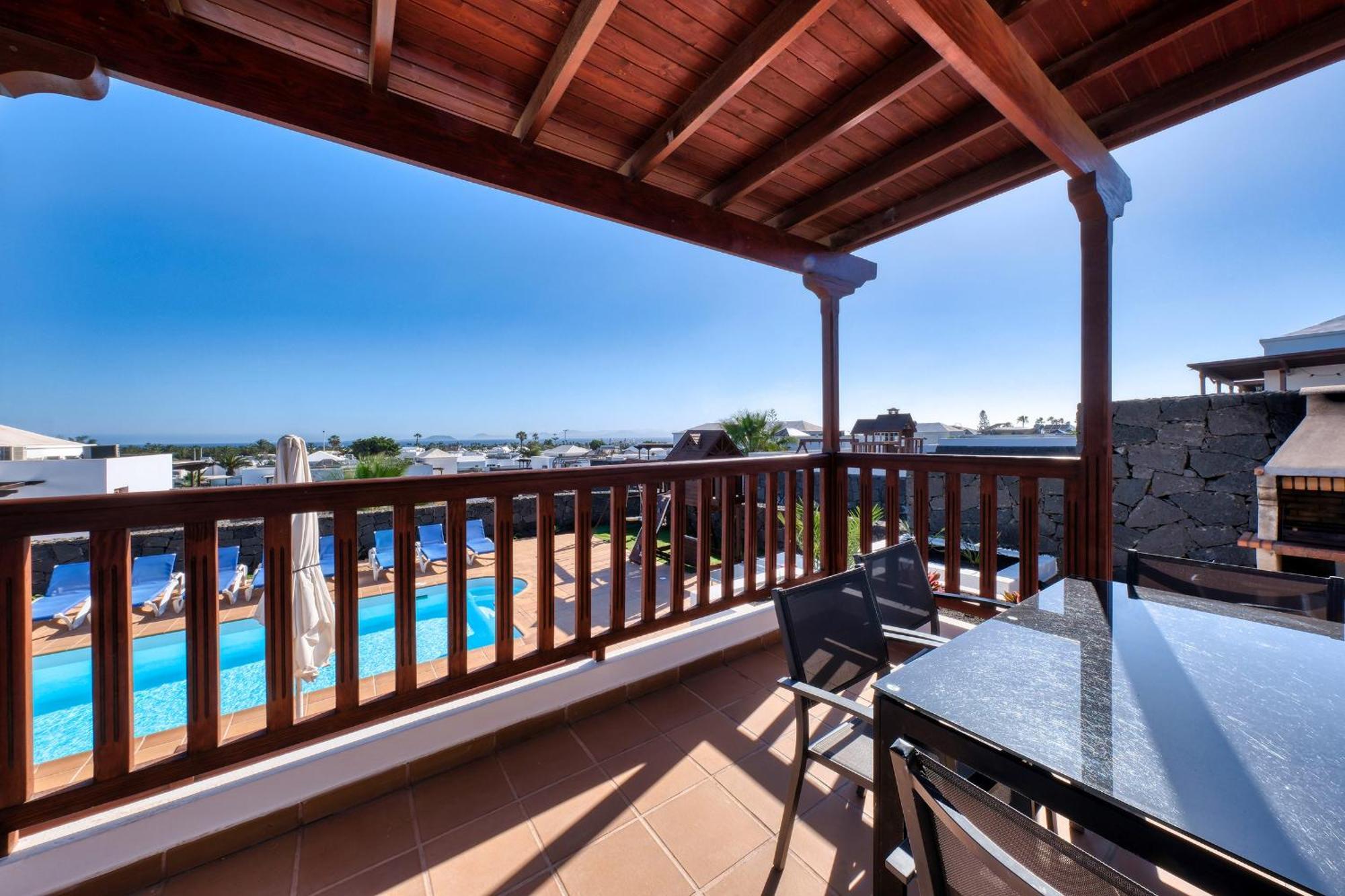 Villa Flavia-Private Pool, Jacuzzi, Sea Views 플라야블랑카 외부 사진
